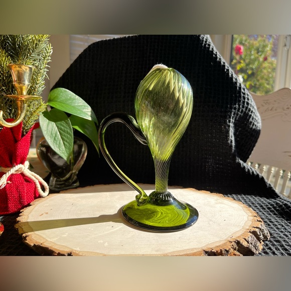 Vintage antique green oil lamp - Picture 7 of 7